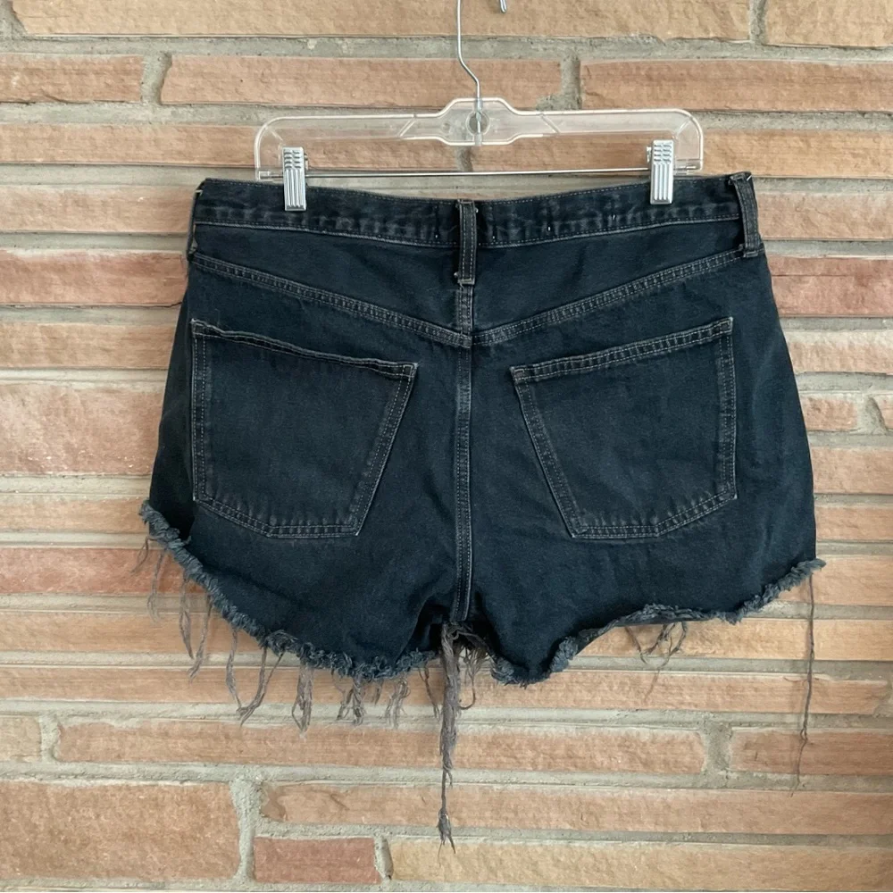 Universal Thread 90s Baggy Shorts Cutoff Size 12 Dark Wash